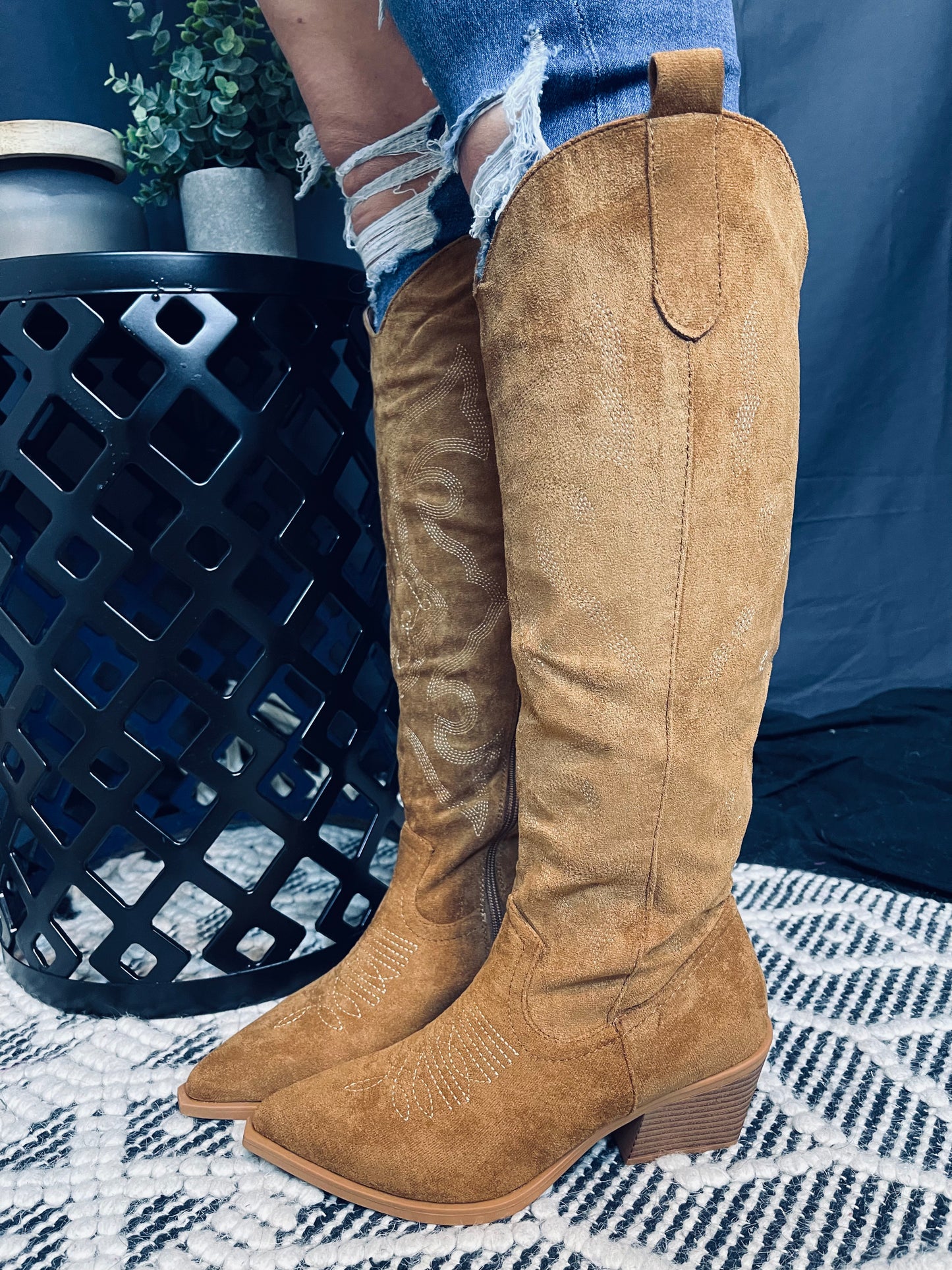 Luke Camel Western Boots